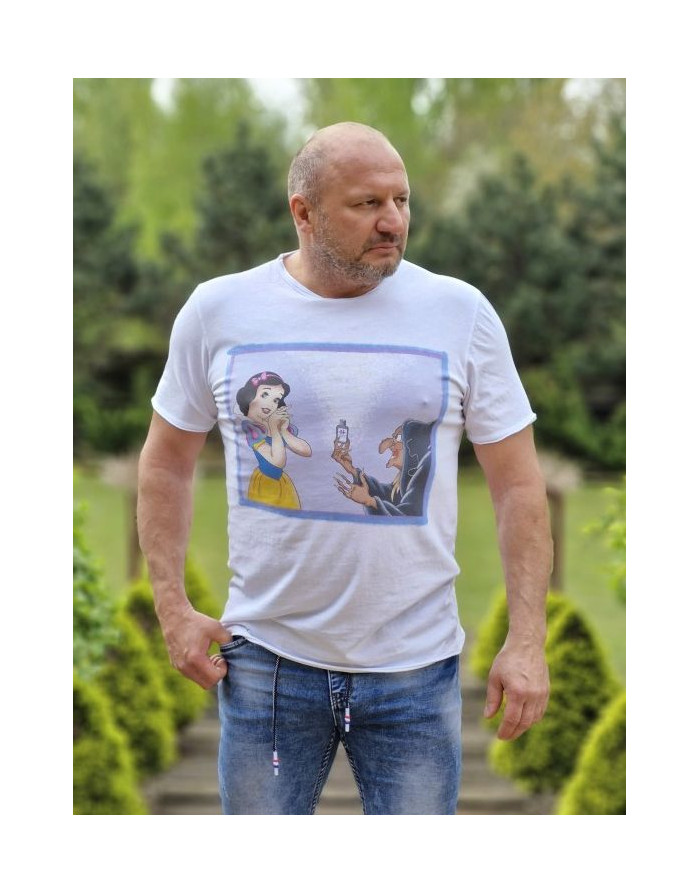 BIAŁY T-SHIRT MĘSKI Z NADRUKIEM SPEDBOY K21